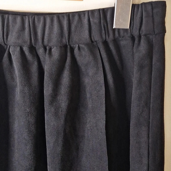 Wilfred free vegan suede Nescher faux wrap skirt SZ M - Picture 4 of 7